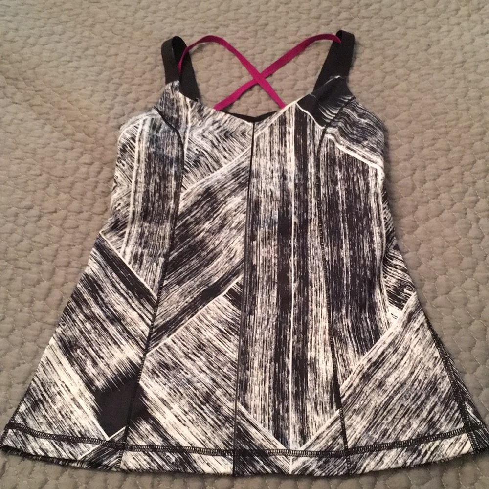 Lululemon tank